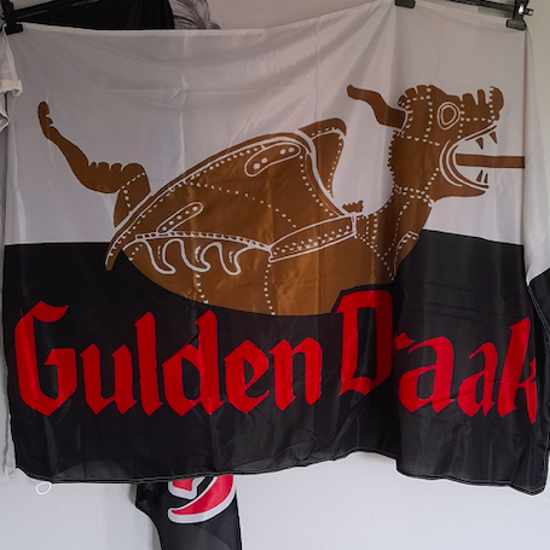 Afbeeldingen van Vlag Gulden draak