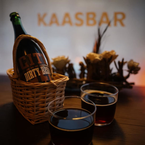 Afbeeldingen van Tankbier Dirty Bishop 7,5% 75cl 2015